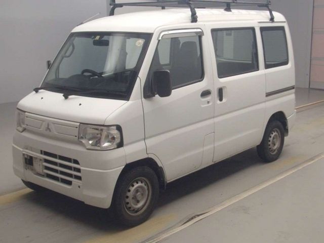 74031 Mitsubishi Minicab van U61V 2013 г. (TAA Shikoku)